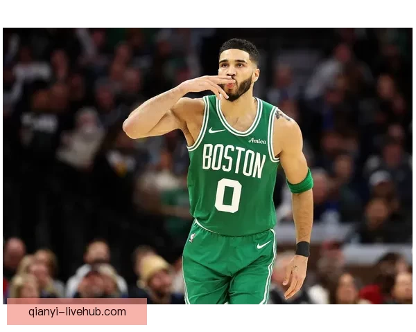 塔图姆解锁14000分成为历史第五年轻前锋仅次于詹杜瓜